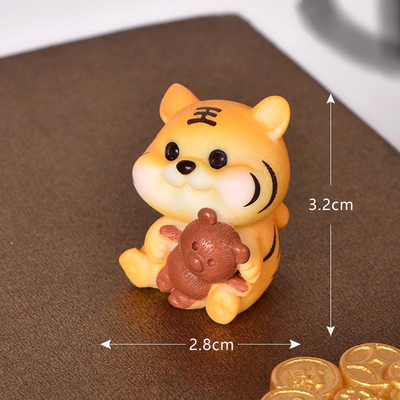 Animal Cute Statues Resin Tiger Micro Landscape Gardening DIY Accessories Little Tiger Sculpture Desktop Decoration