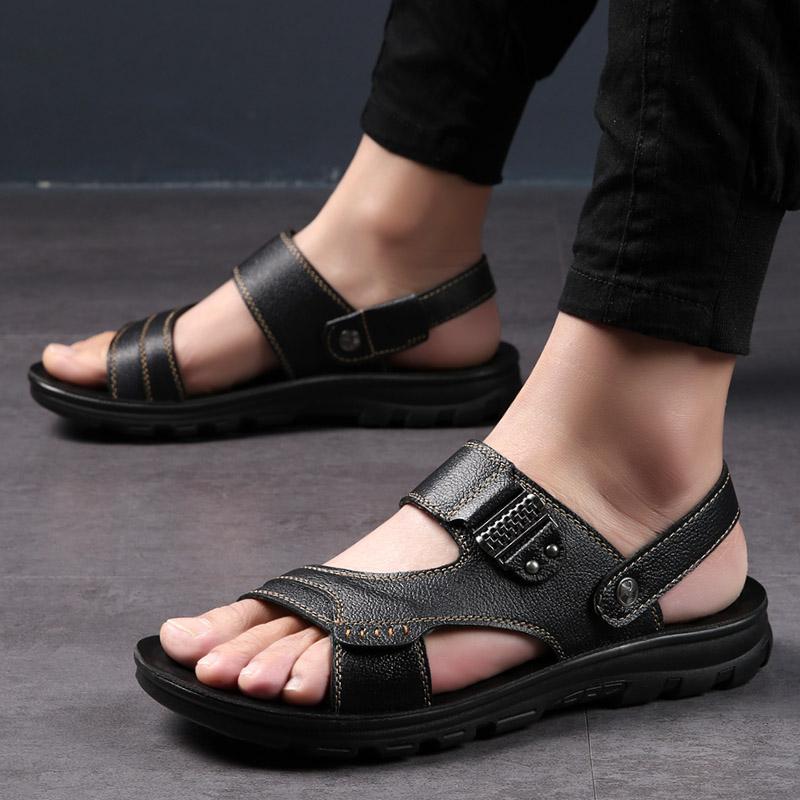 Fashion Men's Leather Sandals Seaside Outdoor Beach Shoes Soft Soled Comfortable Flat Shoes Fashionable Simple Casual Sandals Slippers