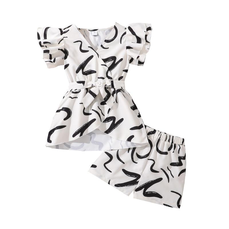 Girls' Leisure Suit 2025 Spring/Summer Children's Fashion V-neck Short-sleeved Casual Shorts Suit