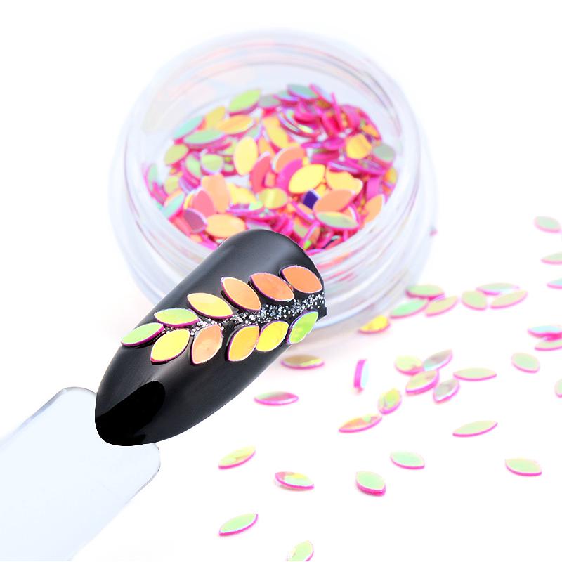 Nail Art Dekorasyon Holografik Bukalemun Tırnak Payetler At Gözü Şekilli Göz Kamaştırıcı Madeni Pul Pul