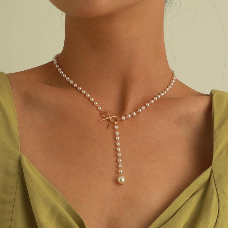 Sweet Bowknot Tassels Pendant Necklace Fashion Pearls Chain Choker Simple Collar Necklace Clavicle Chain Party Jewelry