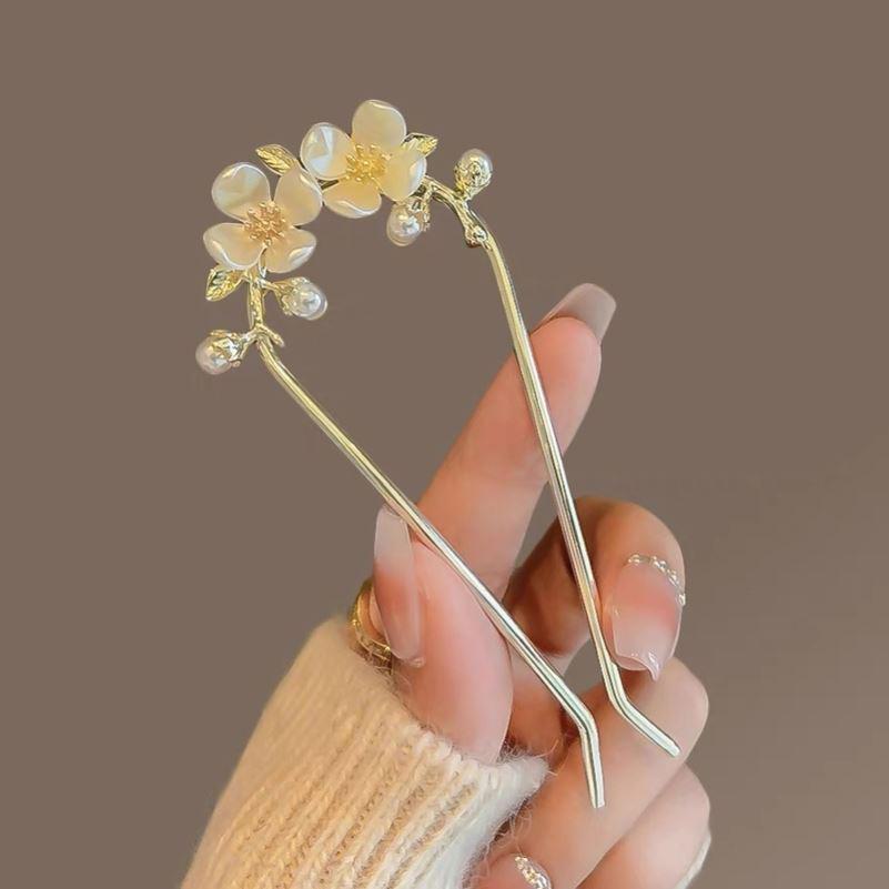 

U-образная металлическая шпилька для волос «Камелия»: Высококачественный головной убор ханьфу для женщин в старинном стиле на весну и лето. Camellia U-shaped hairpin