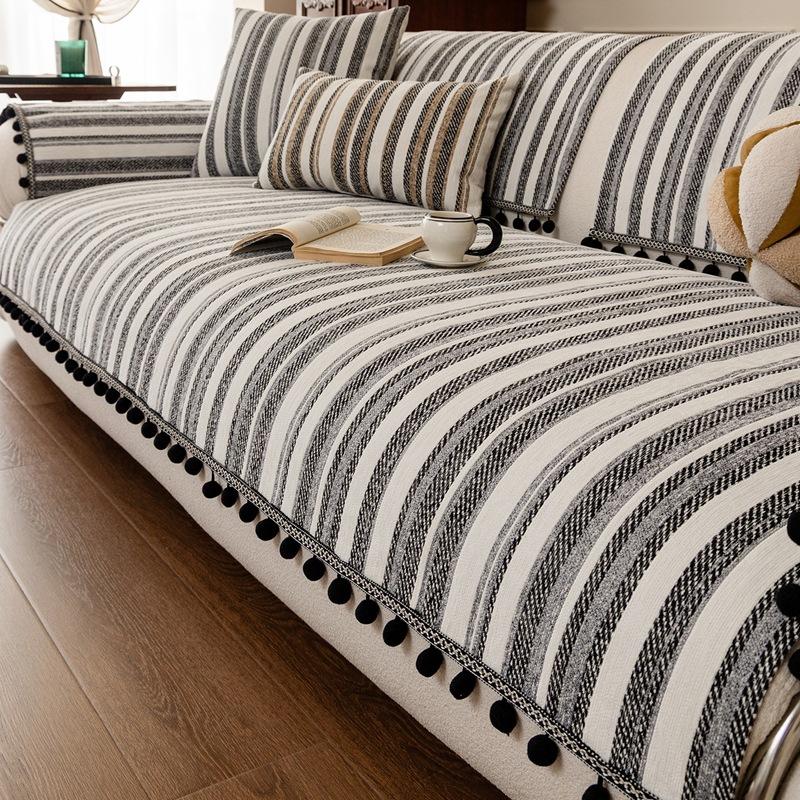 

Non Slip Sofa Cover One-piece Soft and Skin Friendly Sofa Cushion Cover Breathable and Wear-resistant Suitable for All Seasons 70x70cm