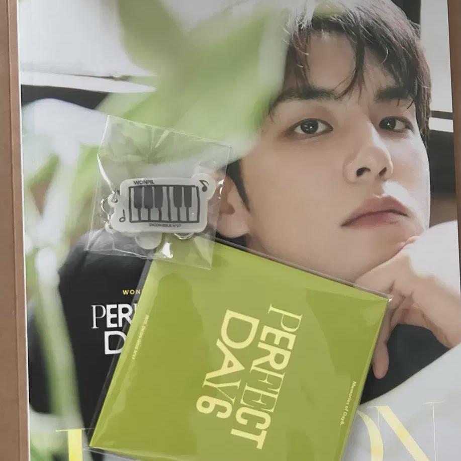 

Day6 Wonpil D-icon B-type Photocard Excluded