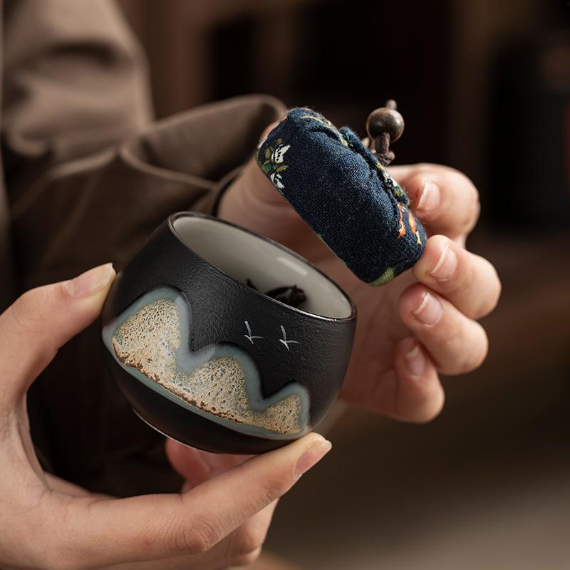 Hand-painted Yuanshan Ceramic Office Cup Tea Separation Thousand Miles Jiangshan Gift Box Guochao Teacup Business Event Companion Gift