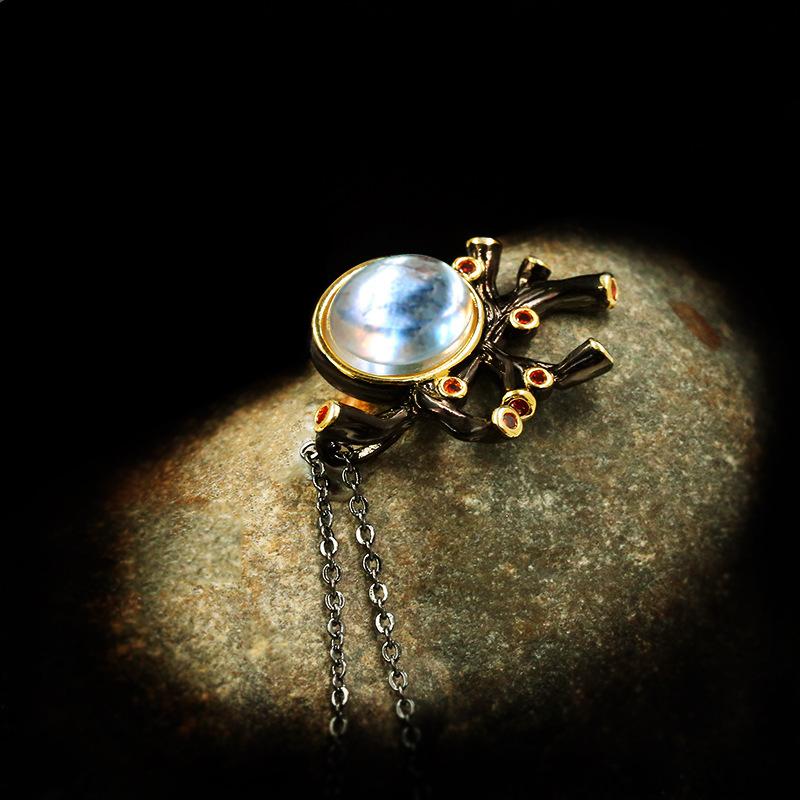 Schönheit Übertrieben Mond Edelstein Schwarzgold Zweifarbig Übertriebene Halskette