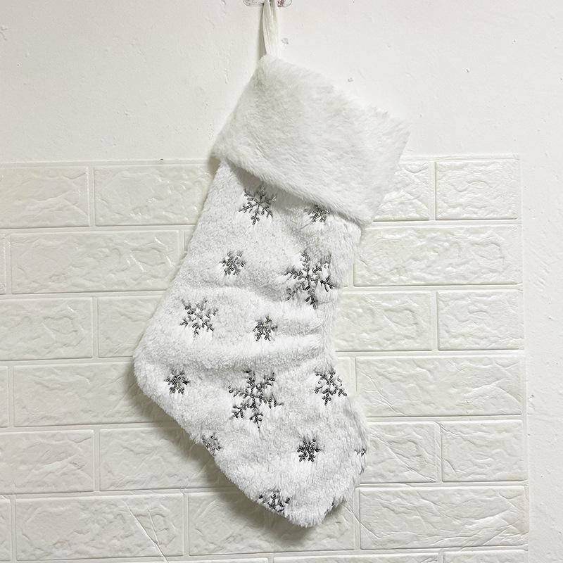 

Большие вышитые пайетками рождественские чулки и подарочные мешки со снежинками 48x32CM