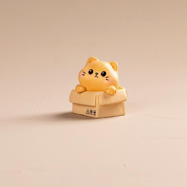 Charming Cartoon Cats Auto Decors Resin Sturdy Base Decorative Resin Cats Sculpture for Vehicle Dashboard Or Work space