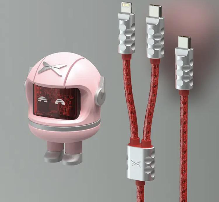 

Black Fish 33W Astronaut Silicone GaN Fast Charger Set with Dual-Head Data Cable