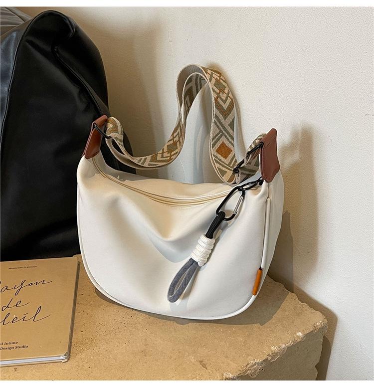 Women's 2025 Stylish Dumpling Crossbody Bag – Fashionable, Versatile, for Going Out