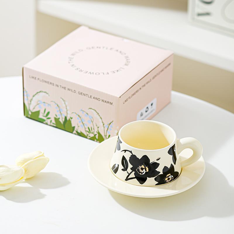 Creative Office Worker Afternoon Tea Coffee Cup Saucer Set Ceramic Cup High End Sense Housewarming Wedding Socks Gift Cup