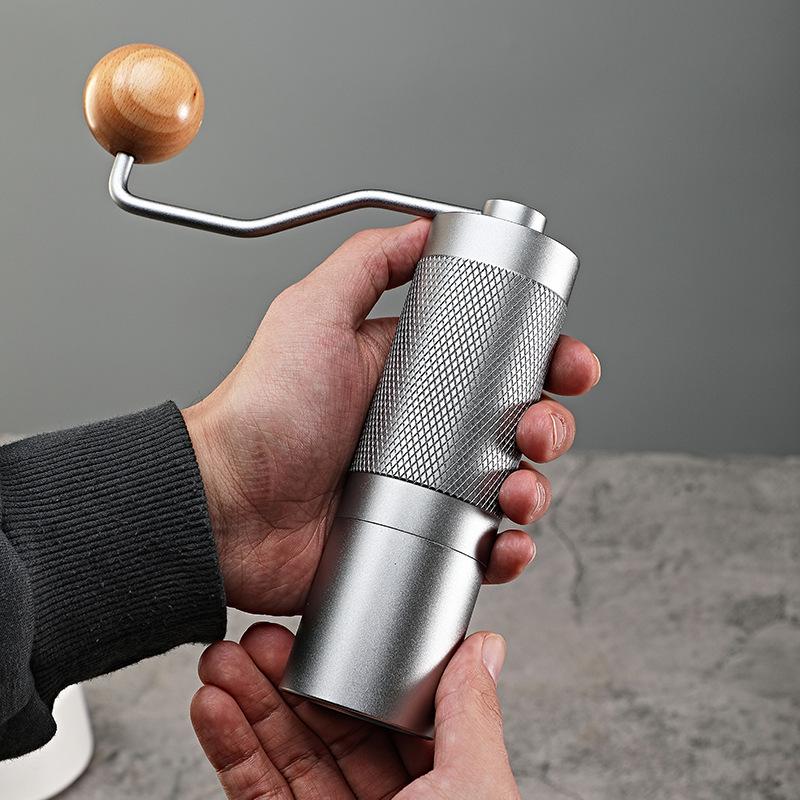 Portable Hand-Crank Coffee Grinder with CNC Steel Core for Outdoor and Household Use