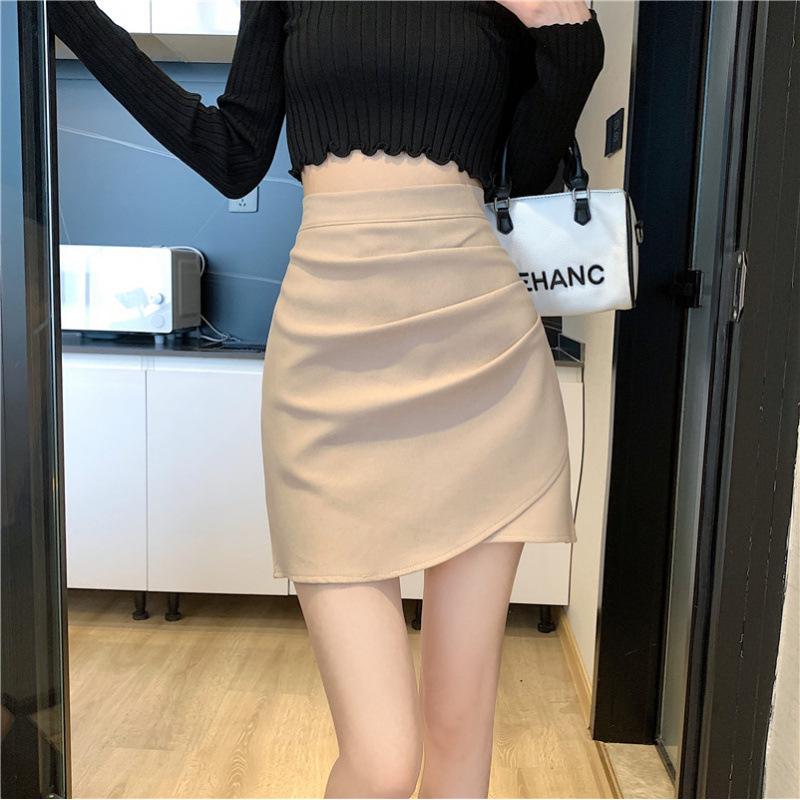 Plus Size Black Irregular High Waist Short Skirt - Autumn/Winter Slimming