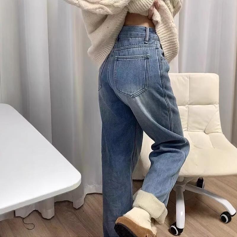 Women's High-Waisted Retro Blue Fleece-Lined Wide-Leg Jeans, Plus-Size, Autumn/Winter.