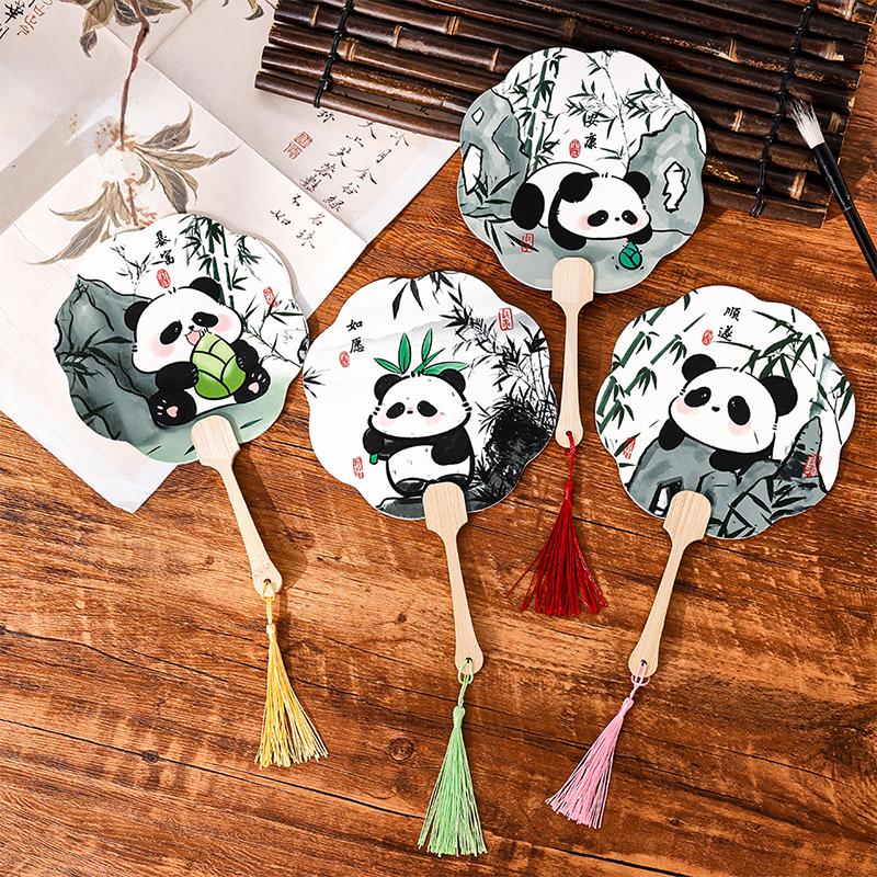 Éventail à main tendance Panda rétro à vent, pompon, danse, éventail à main, cheongsam, costume Tang, accessoires de fête de mariage