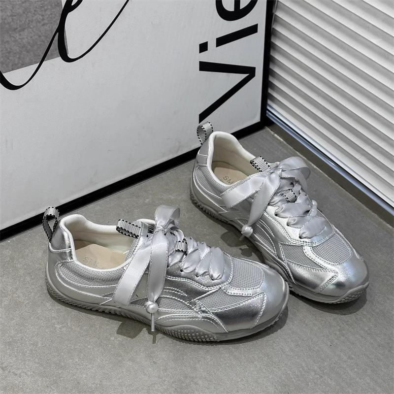 Women's 2024 Summer Mesh Breathable White Casual Sneakers - Forrest Gump Style.