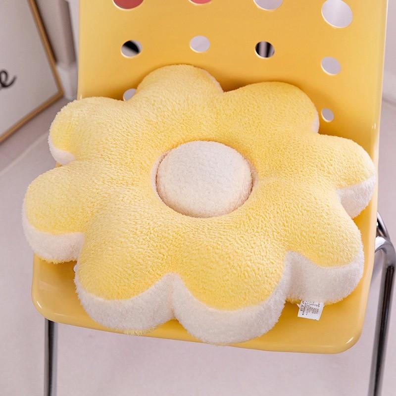 Modern Plush Dopamine Flower Cushion Soft Comfort For Sofa And Window Seats