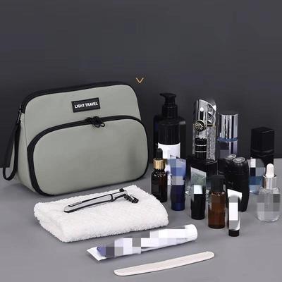 Men and Women Hanging Toiletry Bag Small Storage Bag for Business Trips Portable Small Sizes High-end Makeup Bags for Travel