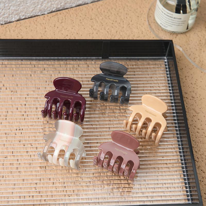 

Chic Acetate Mini Claw Hair Clip for Women s Versatile Hairstyles вино красного