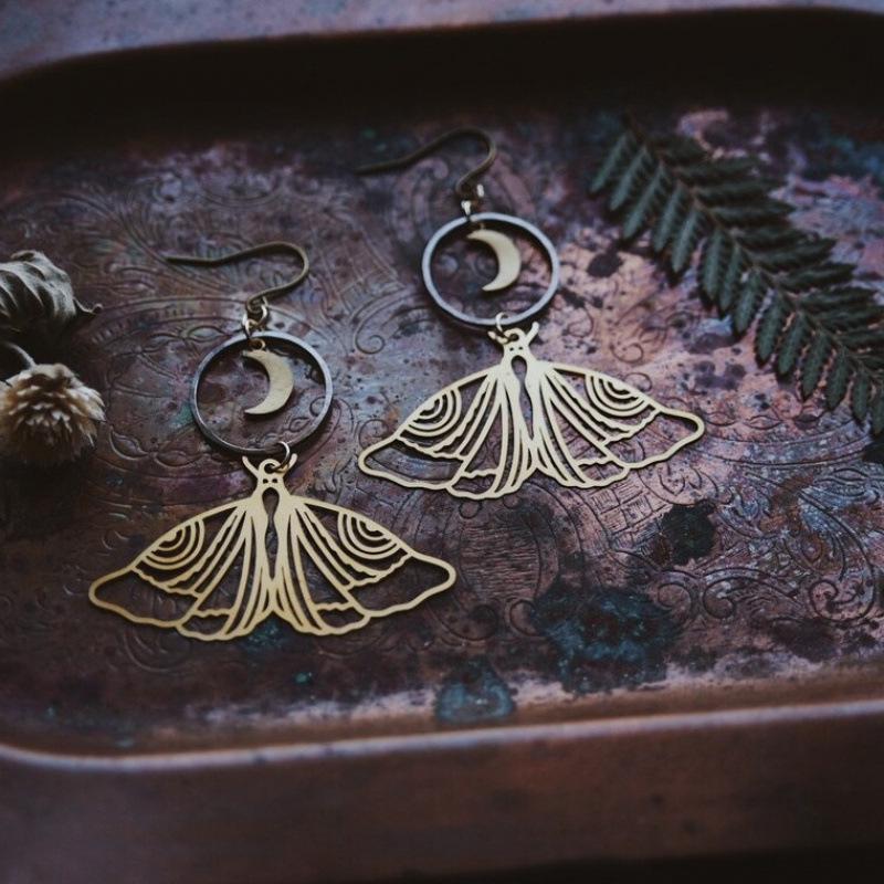 Bohemian Moon Moth Hollow Victorian-Style Earrings