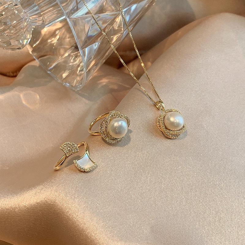 Pearl Two-Piece Open Ring for Women - Niche Luxury European American Fashion, Exaggerated Design, Lightweight High-End Index Ring
