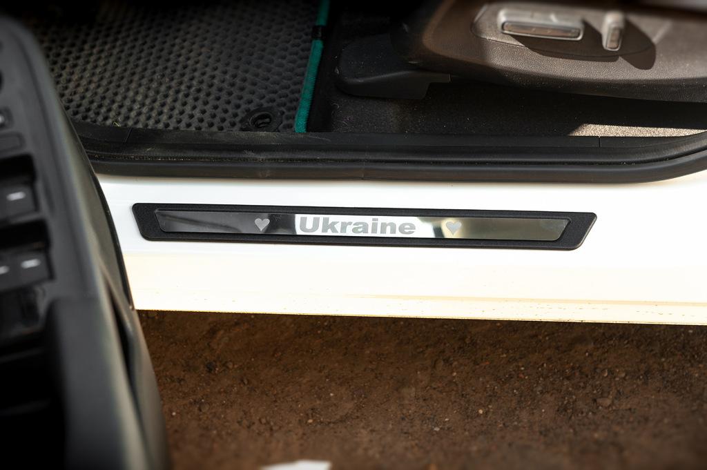 

Накладки на пороги Honda eNP1 (Ukraine, 4 шт., нерж) для Honda eNP1