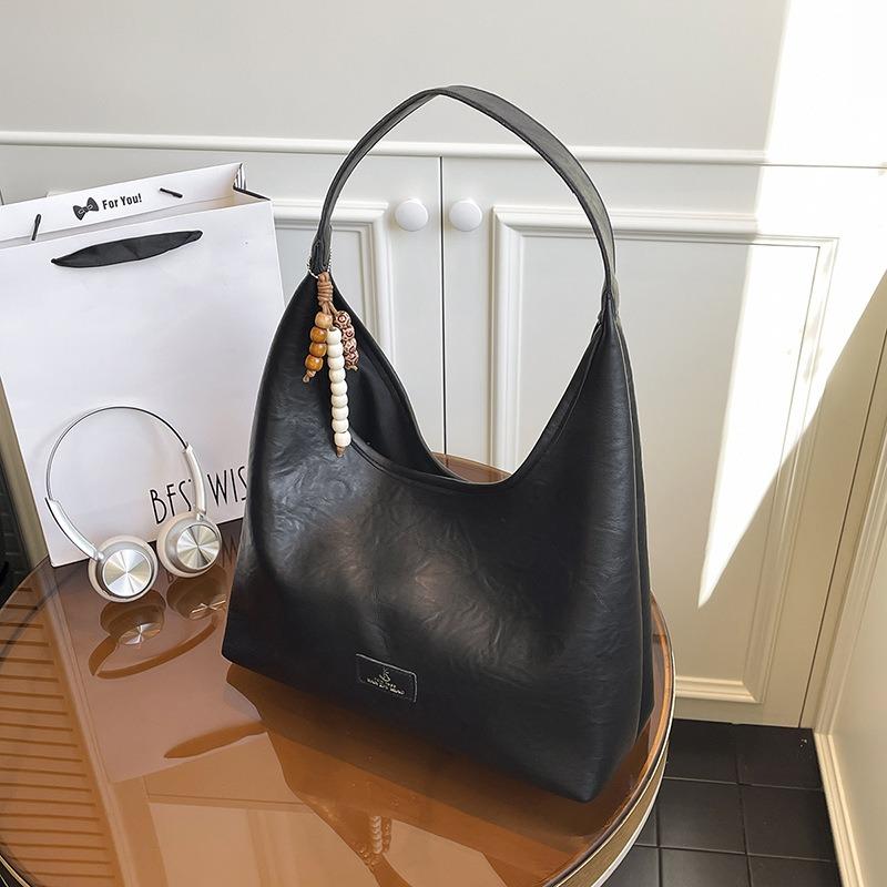 Retro matte Tasche Damen große Kapazität neue Herbst- und Winter-Freizeit-Umhängetasche mit Textur Pendler-Knödeltasche