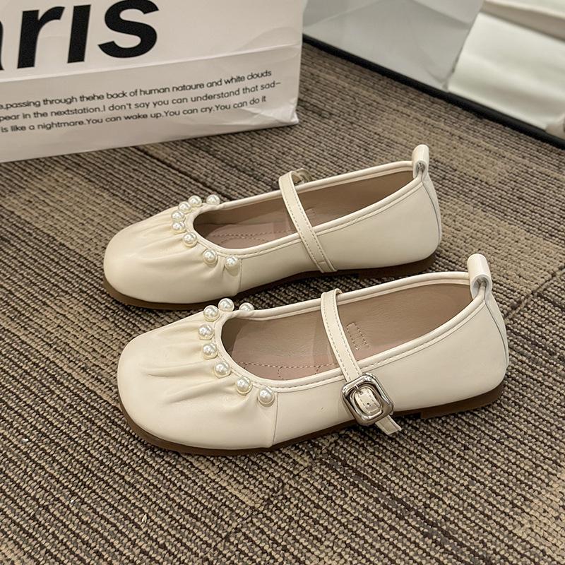 French pearl shallow mouth Mary Jane shoes girl 2025 new fairy style large size 45 one-word buckle flat beanie shoes