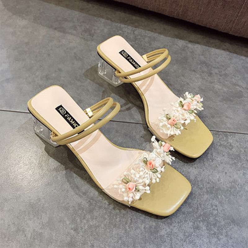 Summer sandals girl 2025 new fairy wind wear fashion flower high heel word two wear thick heel cool slippers