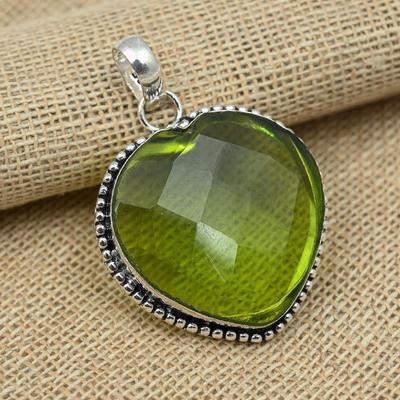 Wundervoller Peridot-Edelstein, 925er-Sterlingsilber, handgefertigter Schmuck, antikes Geschenk für Sie