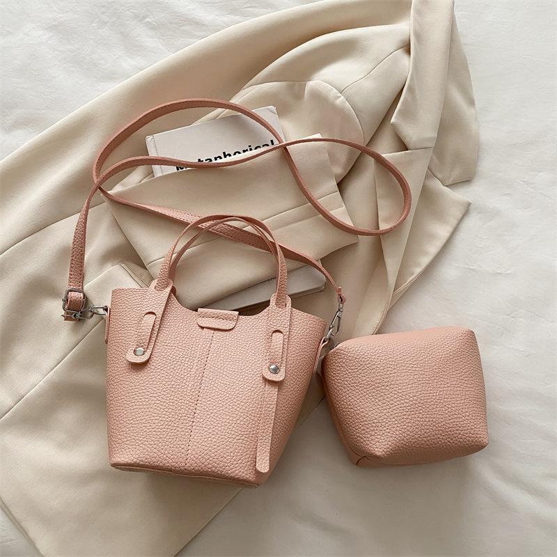 Summer small bag women 2025 new exquisite mini versatile messenger bag going to work portable small bag