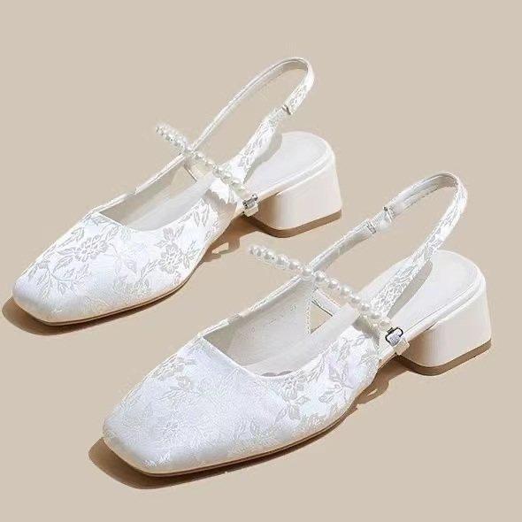 Guofeng New Chinese Pearl Sandals Women's 2025 New Single Shoes Thick Heels Women's Shoes Middle Heel with Cheongsam Shoes High Heels