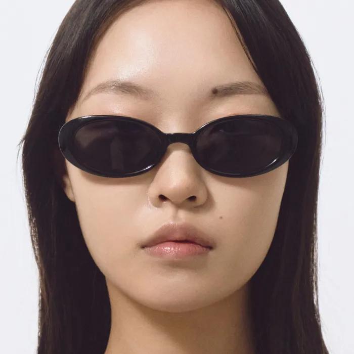 Geek Oval Sunglasses Black