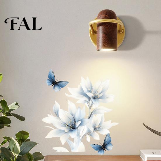 Adesivi Decorativi per Piastrelle del Bagno, Adesivi Murali Floreali Blu Lavati all'Inchiostro con Farfalle, Gigli Delicati da Staccare e Attaccare, Soggiorno Camera da Letto