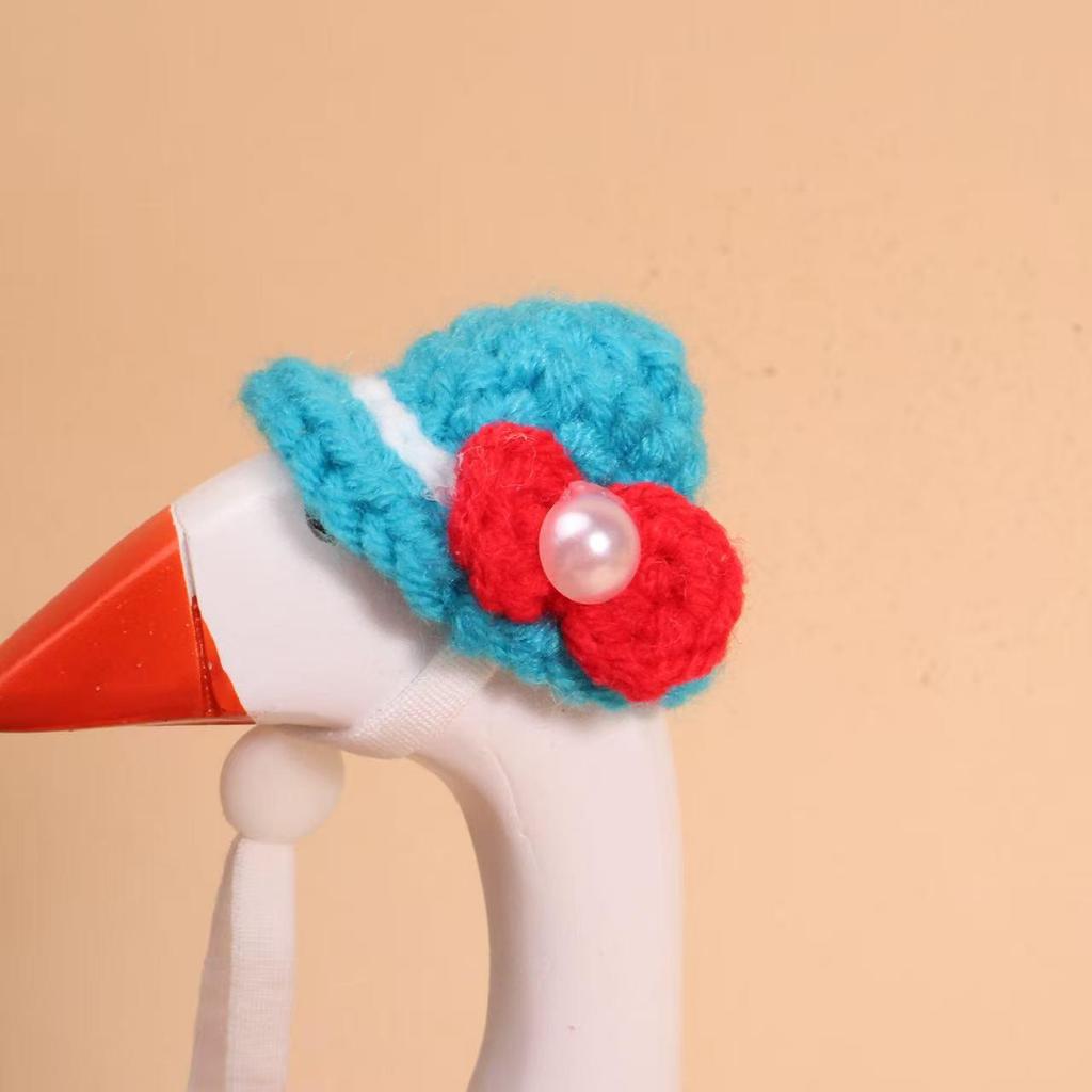 Valentine's Pearl Desktop Goose Set with Mini Knitted Hat & Adjustable Wings Clothing