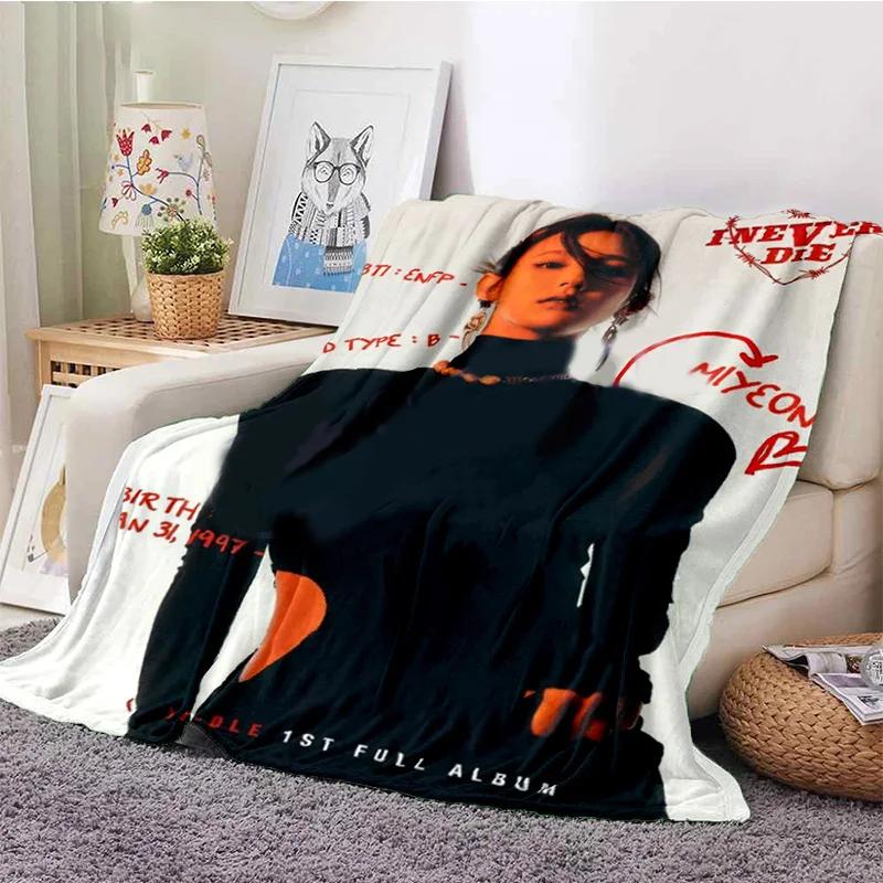 Kpop (G)I-DLE Kpop Girl Miyeon Soft Plush Blanket, Flannel Blanket Throw Blanket for Living Room Bedroom Bed Sofa Picnic Cover