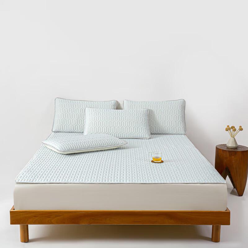 Muji Cool Latex Bedding Set
