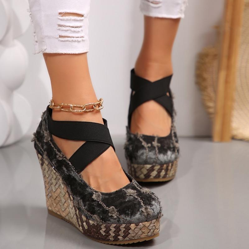 Fashion Shoes Female 2025 Fashion Retro Women's Platform High Heels Round Toe Super High Wedge Pumps Plus Size Shallow Elastic Band