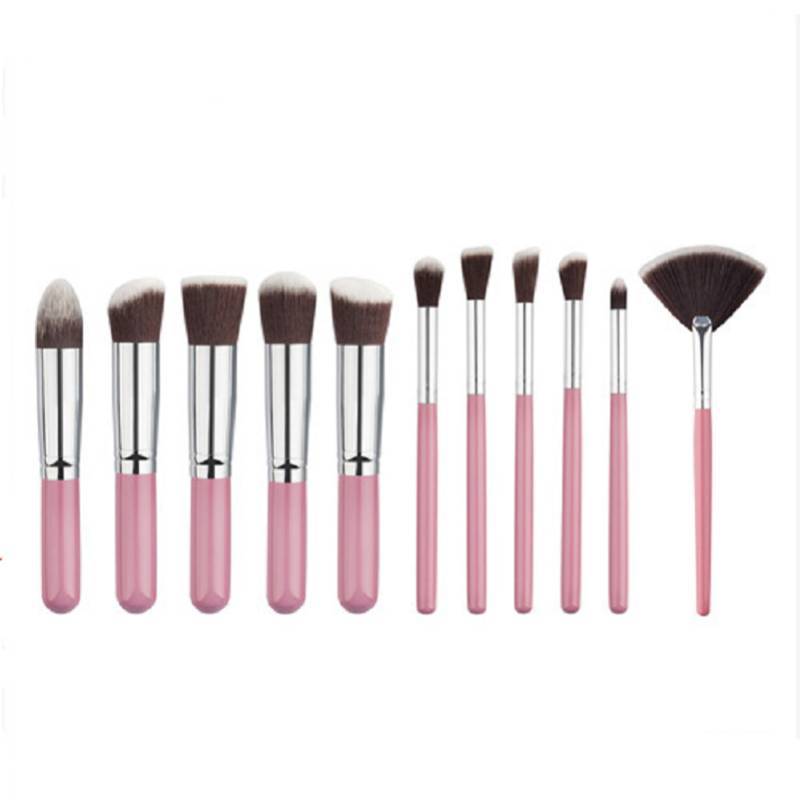 Makeup Brush Set With Handles For Face And Eye Makeup Artists