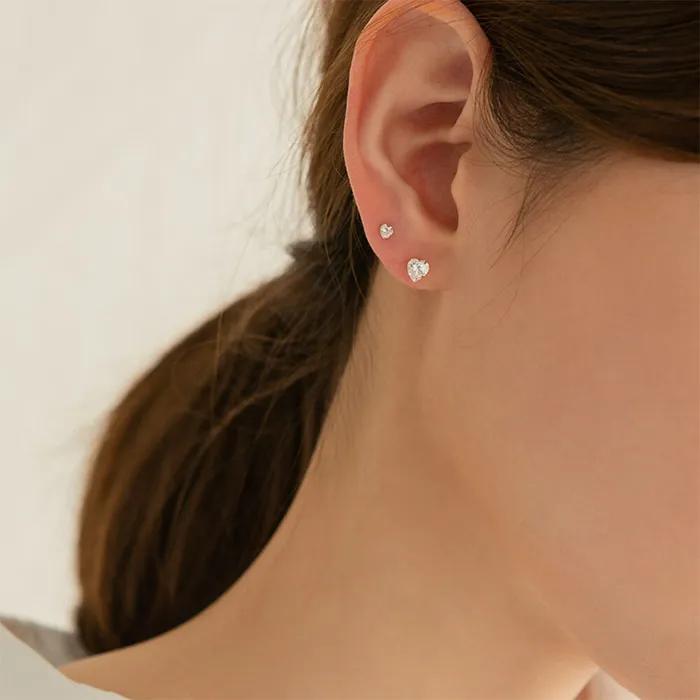 14K Gold Heart Cubic Earrings (14K Gold)ES03