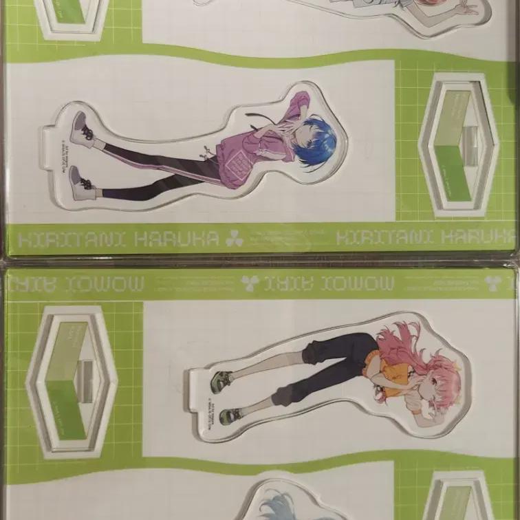 

Project Sekai Momo Store Album Acrylic