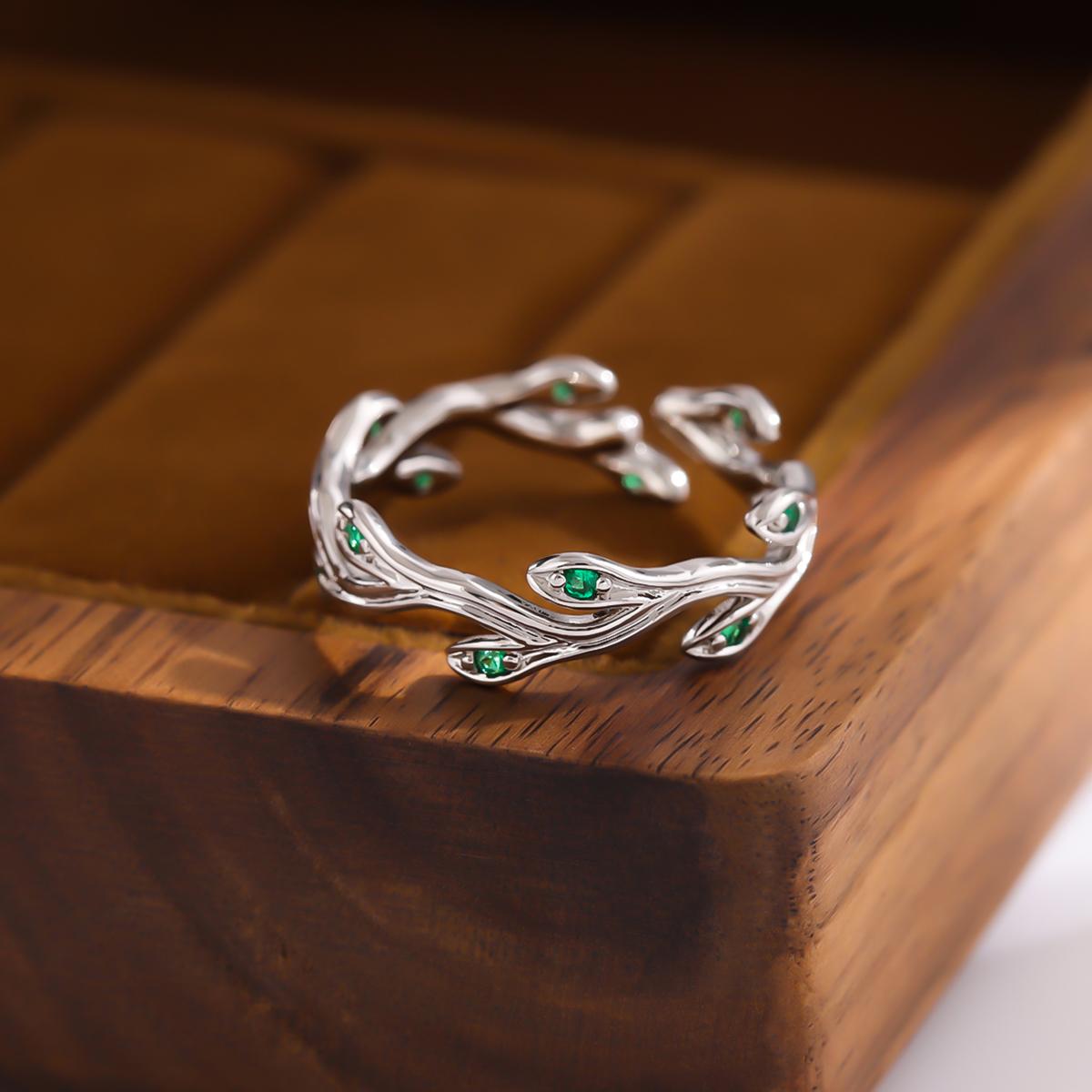 

New Fashion Green Crystal Branches 925 Sterling Silver Personality Temperament Leaves Exquisite Opening Rings R390 серебряный