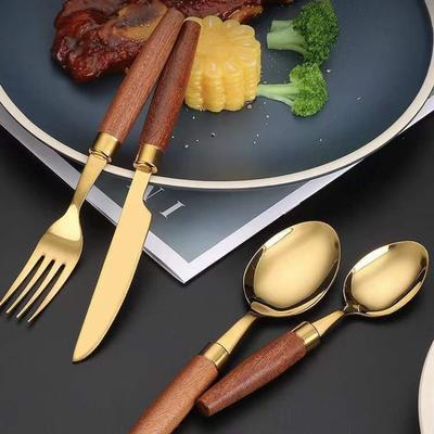 Posate – Set di posate
