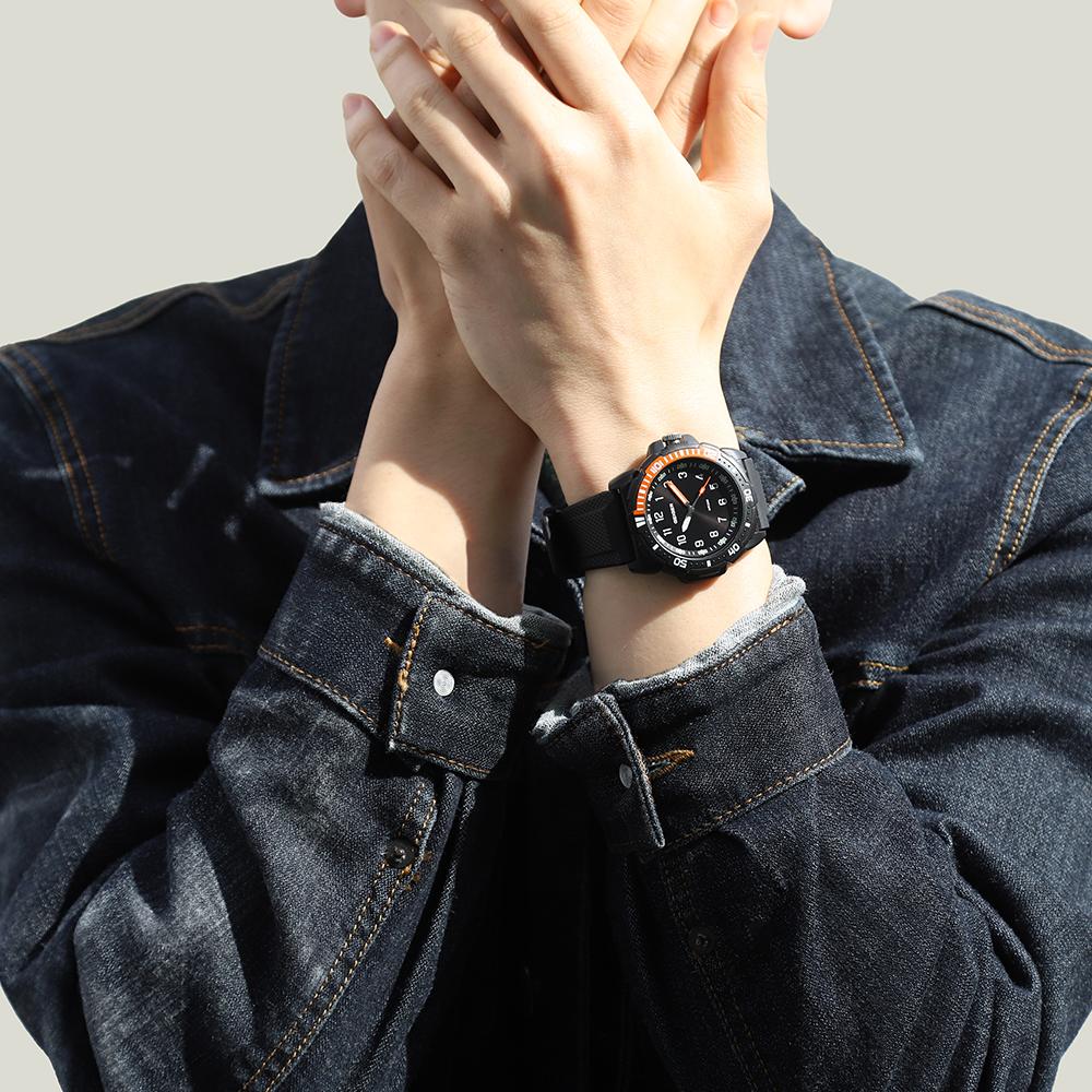 Gaigeo Ge3001Bkbk Men'S Luminous 3-Hand Sports Watch