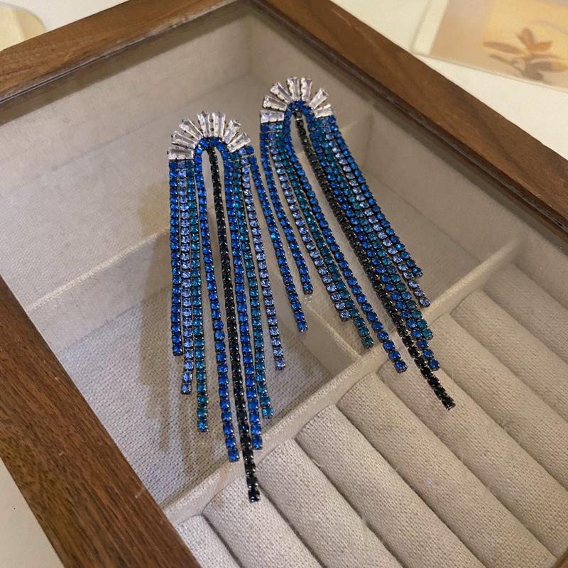 Silver Needle Zircon Long Earrings, Korean Temperament, High-end Sense, Exquisite Stud Earrings, Earrings, Retro Fringed Earrings, Women's