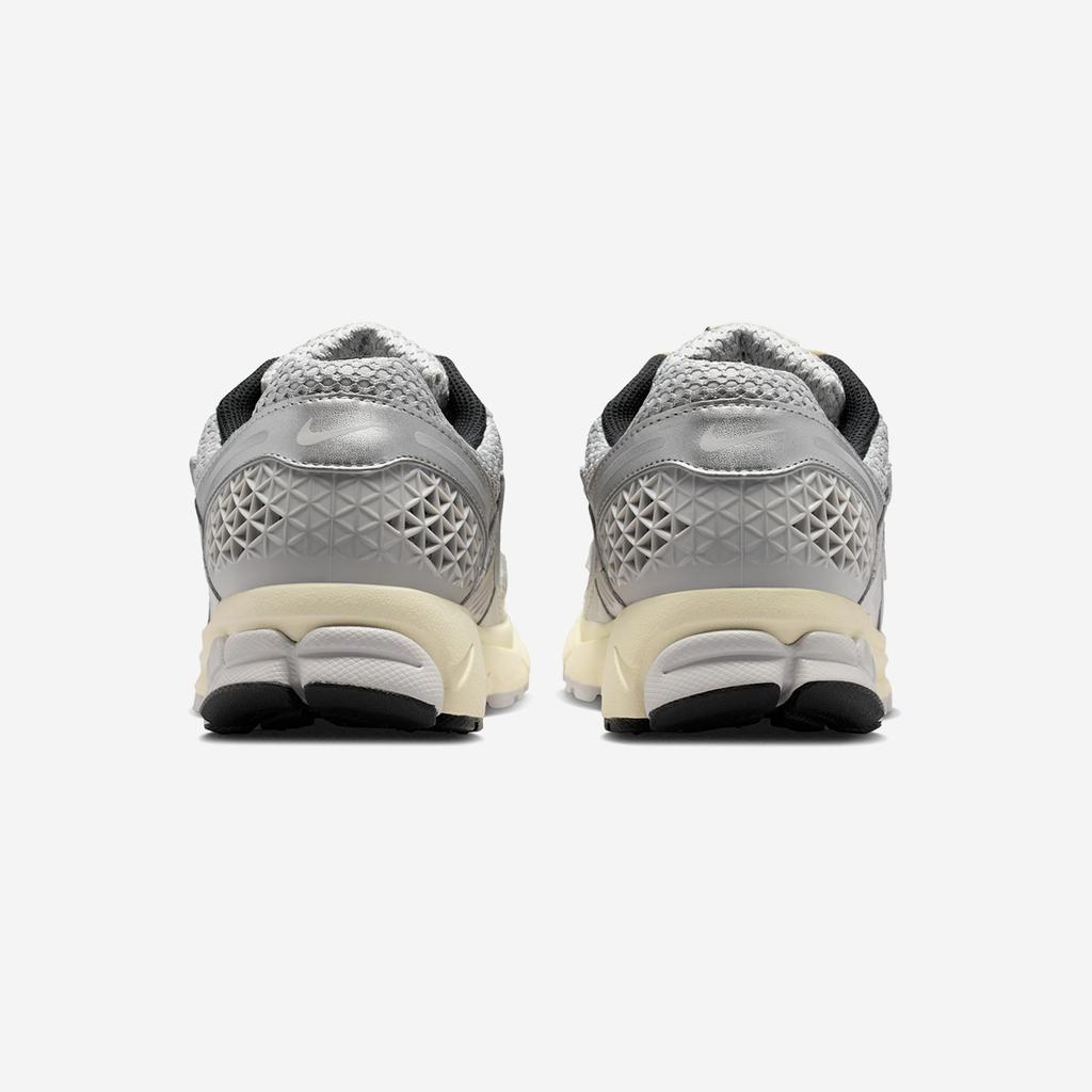 Nike Zoom Vomero 5 [IM3486-002]