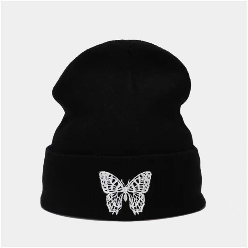 Buchstabenstickerei Strickmütze Herbst und Winter Mode Koreanischer Trend Vielseitige Wollmütze Pullovermütze für Damen und Herren Outdoor Thermomütze