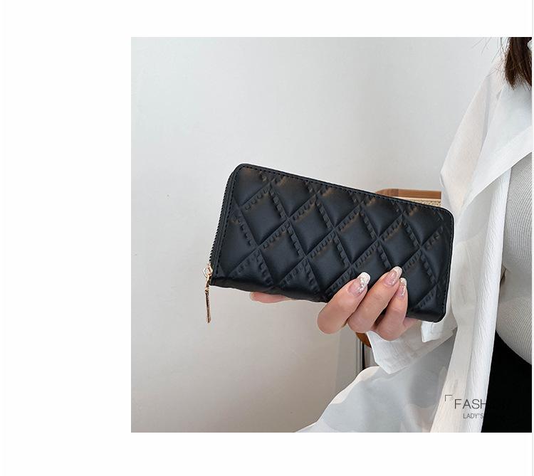 Women's Medium-Length Diamond Pattern Embossed PU Wallet Clutch - Solid Color with Zipper Coin and Phone Slots
