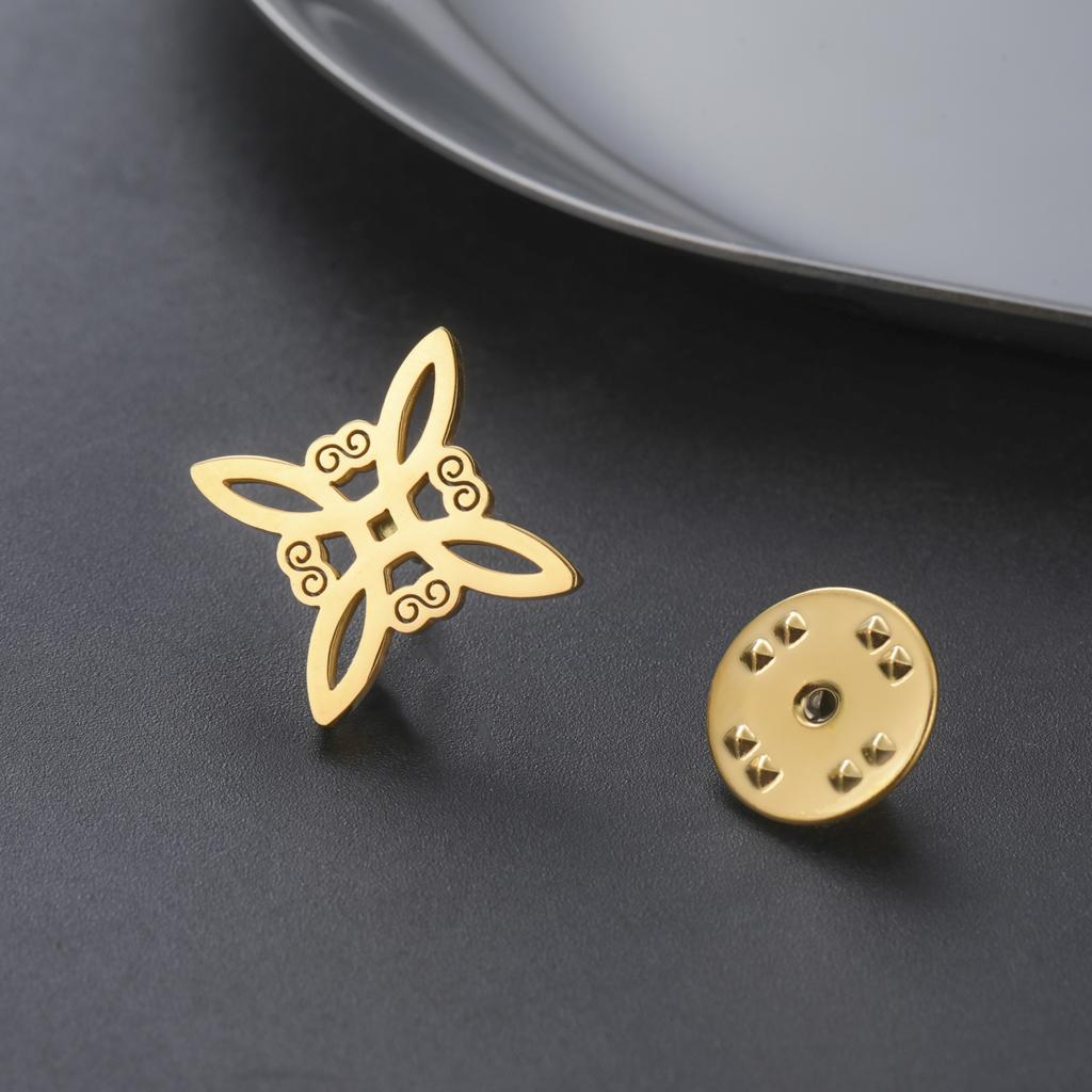 LIKGREAT Vintage Witch Knot Brooch for Women Men Stainless Steel Celtics Knot Pin Badge Wicca Protection Amulet Lapel Pins Gift