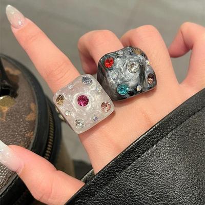 Korean Style High-End Rhinestone Resin Pleated Round Ring - Simple Index Finger Jewelry for Women